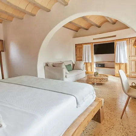 Equilicua Hotel Agua Amarga (Almeria)